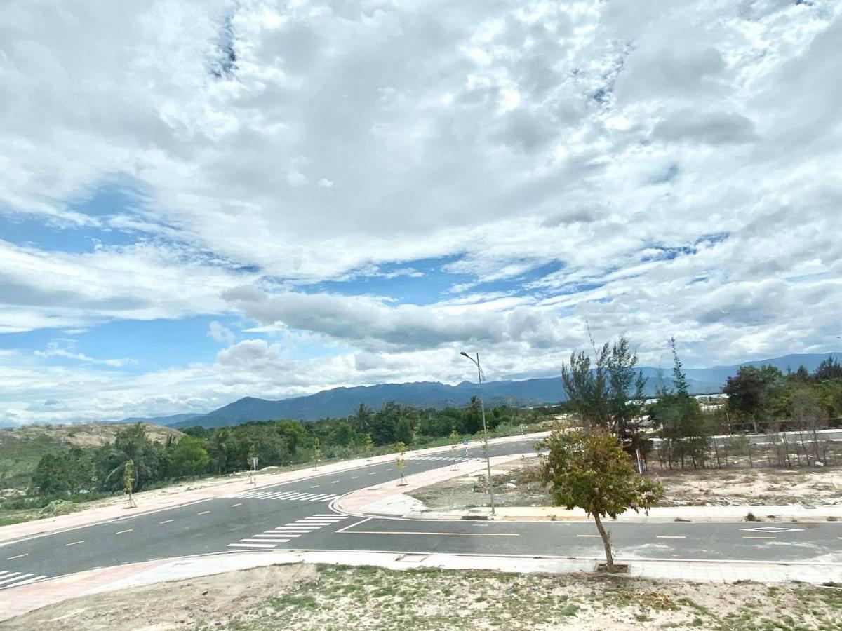 Công Thành Long Beach Cam Lam Exterior foto